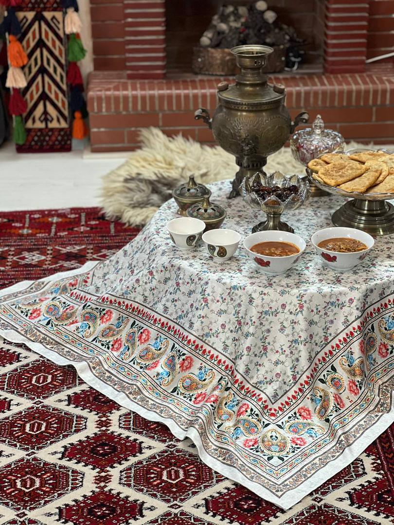 رومیزی مخمل شانل ضد لک طرح ترمه کد 505 3 رومیزی مخمل شانل ضد لک طرح ترمه کد 505 - Image 3