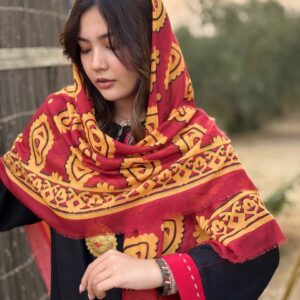 روسری نخ ابریشم طرح دلسا کد 572 فروشگاه اینترنتی ایل آنا