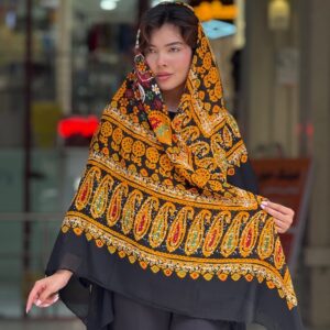روسری نخ اعلا طرح یپک کد 605 فروشگاه اینترنتی ایل آنا