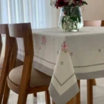 رومیزی و سفره پارچه ای مربع مخمل شانل ضد لک طرح نسیم کد 642 فروشگاه اینترنتی ایل آنا