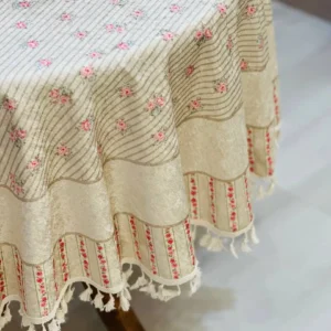 رومیزی گرد مخمل شانل ضد لک طرح رزین کد 630