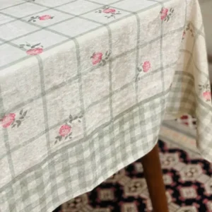 رومیزی مخمل شانل ضد لک طرح چهارخانه سبز کد 637 فروشگاه اینترنتی ایل آنا